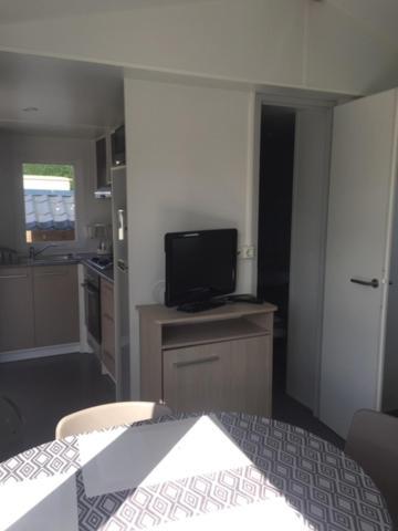Mobile-Home 100M Plage Utah Mme Surget Сент-Марі-дю-Мон Екстер'єр фото